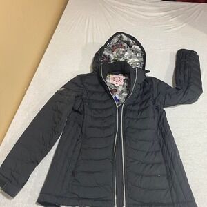 Five Fifty Five Black puffer women medium jacket with hood. SKU177